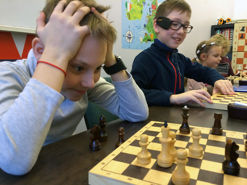 Фотоальбом: Шахматы - это интересно!, Семейный центр досуга и развития Учёный Кот - 1 (2).jpg